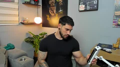 Snapshot of giorgio_leone2 chatting on May 20, 2026, 5:24 am Giorgio leone online show from May 20, 2026, 5:24 am