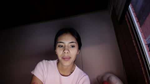 Snapshot of giovanna_oliveria chatting on April 22, 2026, 11:17 pm giovanna_oliveria online show from April 22, 2026, 11:17 pm