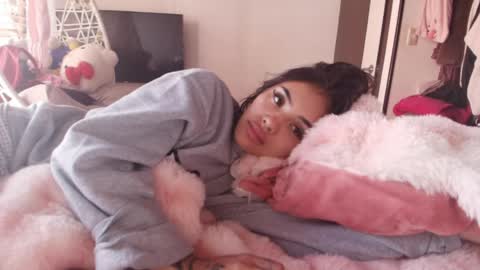 Snapshot of giovanna_oliveria chatting on May 30, 2026, 8:39 pm giovanna_oliveria online show from May 30, 2026, 8:39 pm