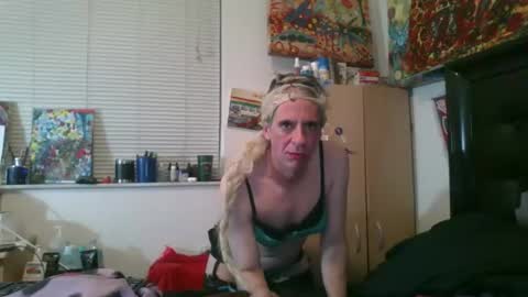 Snapshot of giovanni131971 chatting on April 4, 2026, 2:54 am giovanni131971 online show from April 4, 2026, 2:54 am