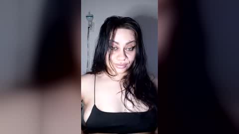 gipsygiulia online show from June 13, 2026, 11:13 pm
