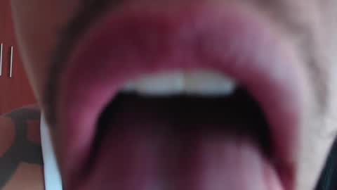 piggy boy online show from December 12, 2024, 6:42 pm