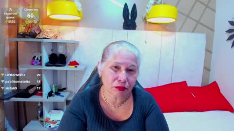Girl Amada online show from January 7, 2025, 7:10 am