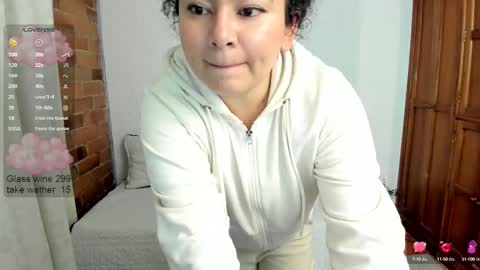 Snapshot of girl_inline chatting on February 23, 2025, 2:40 am girl_inline online show from February 23, 2025, 2:40 am