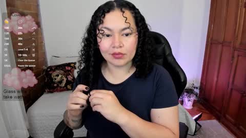 Snapshot of girl_inline chatting on February 23, 2025, 11:58 pm girl_inline online show from February 23, 2025, 11:58 pm