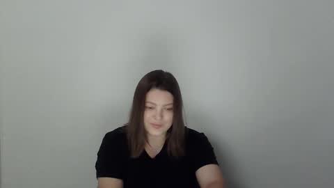 girl_leya online show from October 11, 2025, 7:23 pm