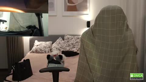 Kristin  online show from February 15, 2025, 6:33 pm