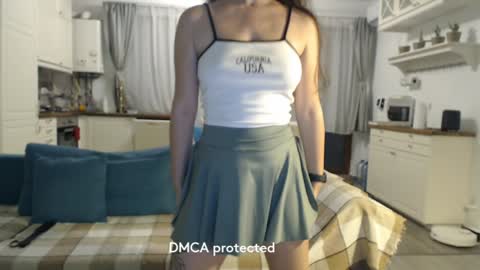 Girlfriend online show from January 6, 2025, 3:19 pm