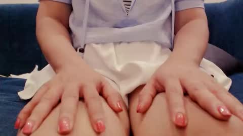 girlhanoi online show from April 2, 2026, 1:53 pm