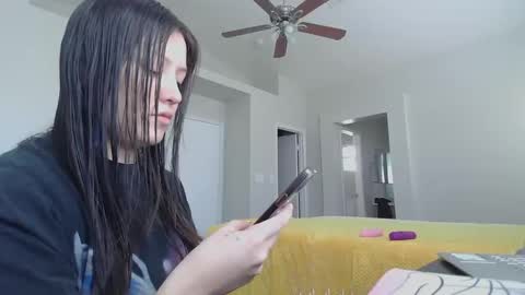 Snapshot of girlnextdoor702 chatting on February 4, 2025, 6:27 pm Jasmine online show from February 4, 2025, 6:27 pm