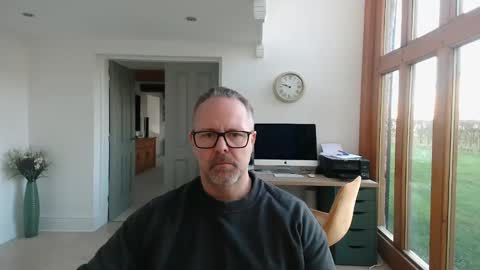 girlsandbikes online show from January 30, 2025, 9:47 am