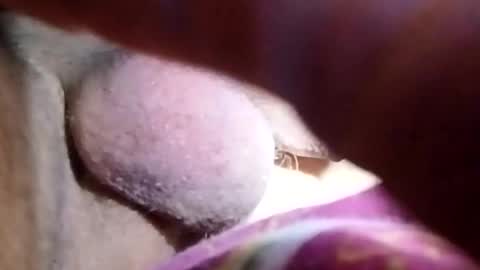 lovegirlscallme online show from April 9, 2026, 11:32 pm