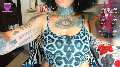 Snapshot of girltattoo__ chatting on May 1, 2026, 11:04 am kim online show from May 1, 2026, 11:04 am