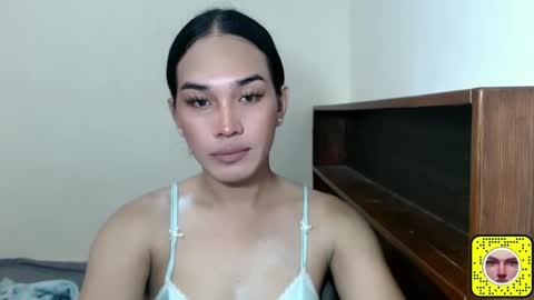 Rhaine online show from January 6, 2025, 8:14 am