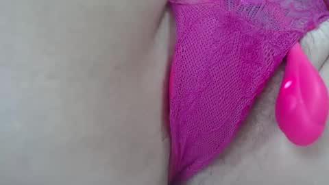 Victoria online show from October 23, 2025, 1:32 pm