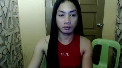 Snapshot of girlwhobelieveinmagic chatting on January 13, 2025, 5:33 pm Callmenor online show from January 13, 2025, 5:33 pm