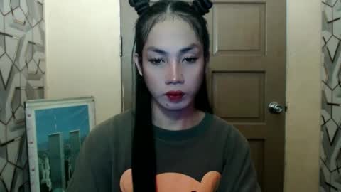 Snapshot of girlwhobelieveinmagic chatting on January 19, 2025, 5:58 am Callmenor online show from January 19, 2025, 5:58 am