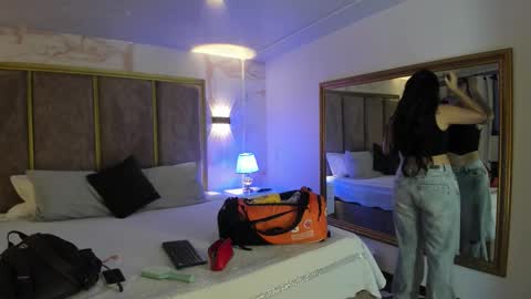     online show from February 2, 2026, 10:36 am