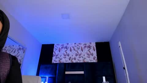 Snapshot of giselamaru chatting on May 11, 2026, 10:21 am online show from May 11, 2026, 10:21 am