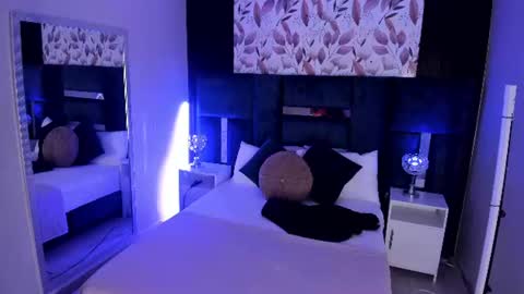 Snapshot of giselamaru chatting on July 18, 2026, 10:41 am online show from July 18, 2026, 10:41 am