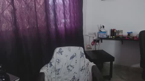 Snapshot of gissellsaenz chatting on February 4, 2025, 8:38 pm Gissell Saenz online show from February 4, 2025, 8:38 pm