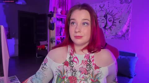 Snapshot of gitera_ chatting on December 6, 2024, 11:36 pm AlexaMillis online show from December 6, 2024, 11:36 pm