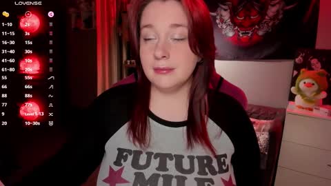 Snapshot of gitera_ chatting on October 2, 2025, 11:56 pm AlexaMillis online show from October 2, 2025, 11:56 pm