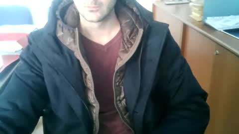 giuseppevai1 online show from February 18, 2026, 10:11 am