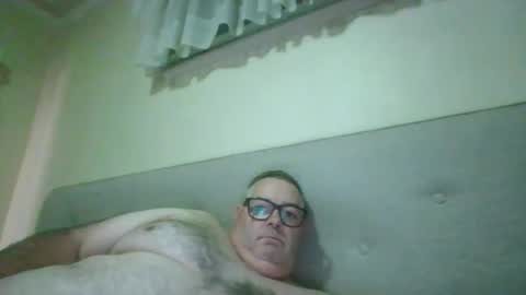 Snapshot of gixxer06 chatting on May 15, 2026, 3:13 am bi Gixxer online show from May 15, 2026, 3:13 am