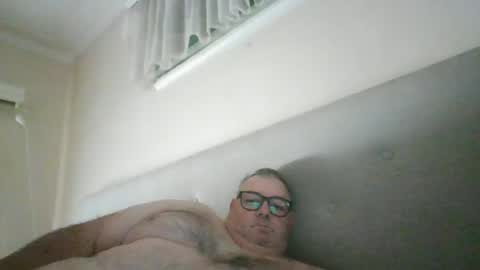 Snapshot of gixxer06 chatting on June 12, 2026, 11:25 pm bi Gixxer online show from June 12, 2026, 11:25 pm