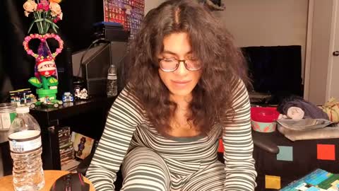 glaceon9 online show from February 6, 2025, 10:26 am