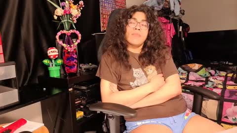 glaceon9 online show from February 20, 2025, 11:43 pm