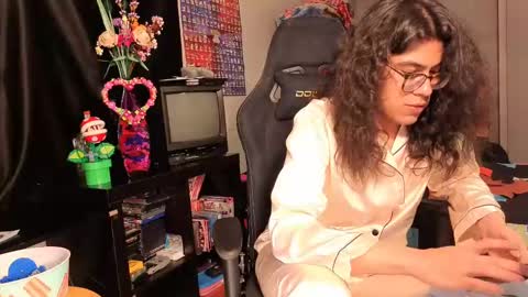 glaceon9 online show from March 2, 2025, 4:07 am