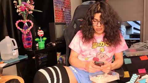 glaceon9 online show from March 8, 2025, 8:35 pm