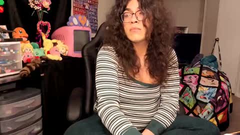 glaceon9 online show from October 9, 2025, 12:08 am