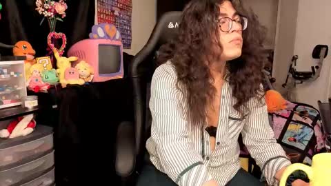 glaceon9 online show from October 16, 2025, 6:31 pm