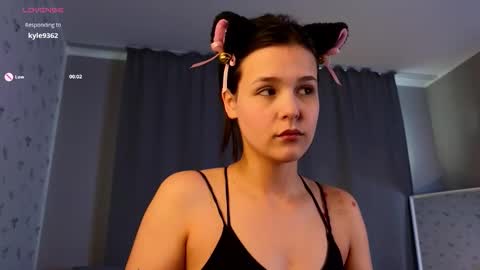 Snapshot of gladysacreman chatting on September 17, 2025, 3:08 am Michelle online show from September 17, 2025, 3:08 am