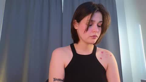 Snapshot of gladysacreman chatting on September 24, 2025, 3:32 am Michelle online show from September 24, 2025, 3:32 am