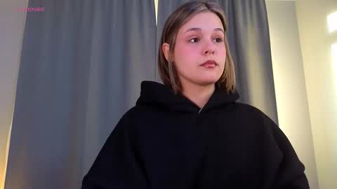 Snapshot of gladysacreman chatting on October 8, 2025, 3:15 am Michelle online show from October 8, 2025, 3:15 am