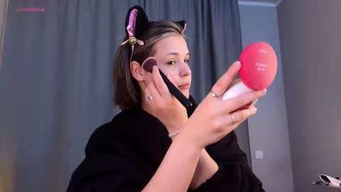 Snapshot of gladysacreman chatting on October 12, 2025, 3:05 am Michelle online show from October 12, 2025, 3:05 am