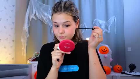 Snapshot of gladysacreman chatting on October 29, 2025, 2:58 am Michelle online show from October 29, 2025, 2:58 am