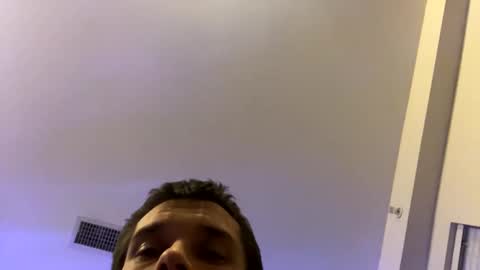 Snapshot of glegere18 chatting on February 6, 2025, 2:00 am Lets get wierd online show from February 6, 2025, 2:00 am