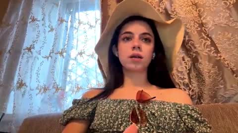 Snapshot of glendahammond chatting on March 2, 2026, 2:24 pm glendahammond online show from March 2, 2026, 2:24 pm