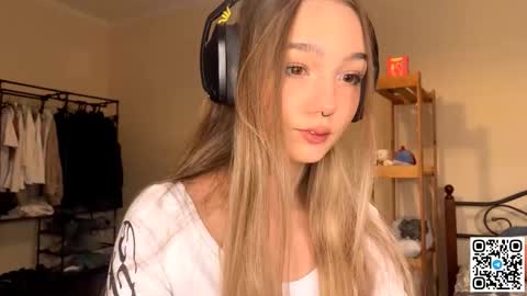 Catalina online show from November 30, 2025, 11:03 am