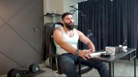 Matthew .. for short call me Matt online show from December 22, 2024, 8:05 am