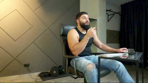 Matthew .. for short call me Matt online show from January 26, 2025, 11:18 pm