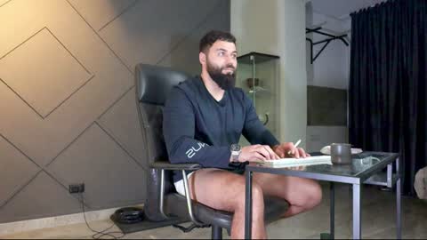 Matthew .. for short call me Matt online show from January 27, 2025, 5:48 pm