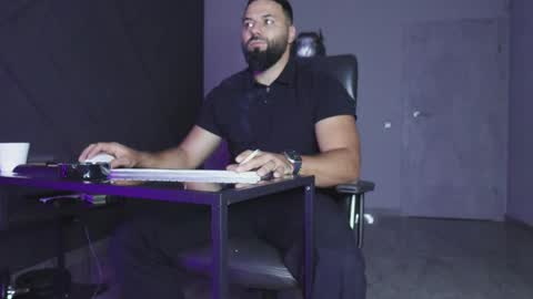 Matthew .. for short call me Matt online show from September 30, 2025, 8:47 pm