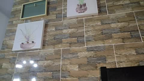 Gley online show from April 4, 2026, 11:13 pm