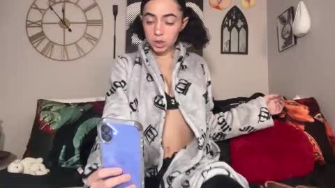 Snapshot of globberton chatting on February 12, 2025, 5:58 pm Baby Bimbo online show from February 12, 2025, 5:58 pm